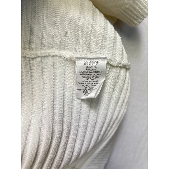 Casual Chic Women's Cardigan - Size L, Perfect for Professional Career - Picture 6 of 8